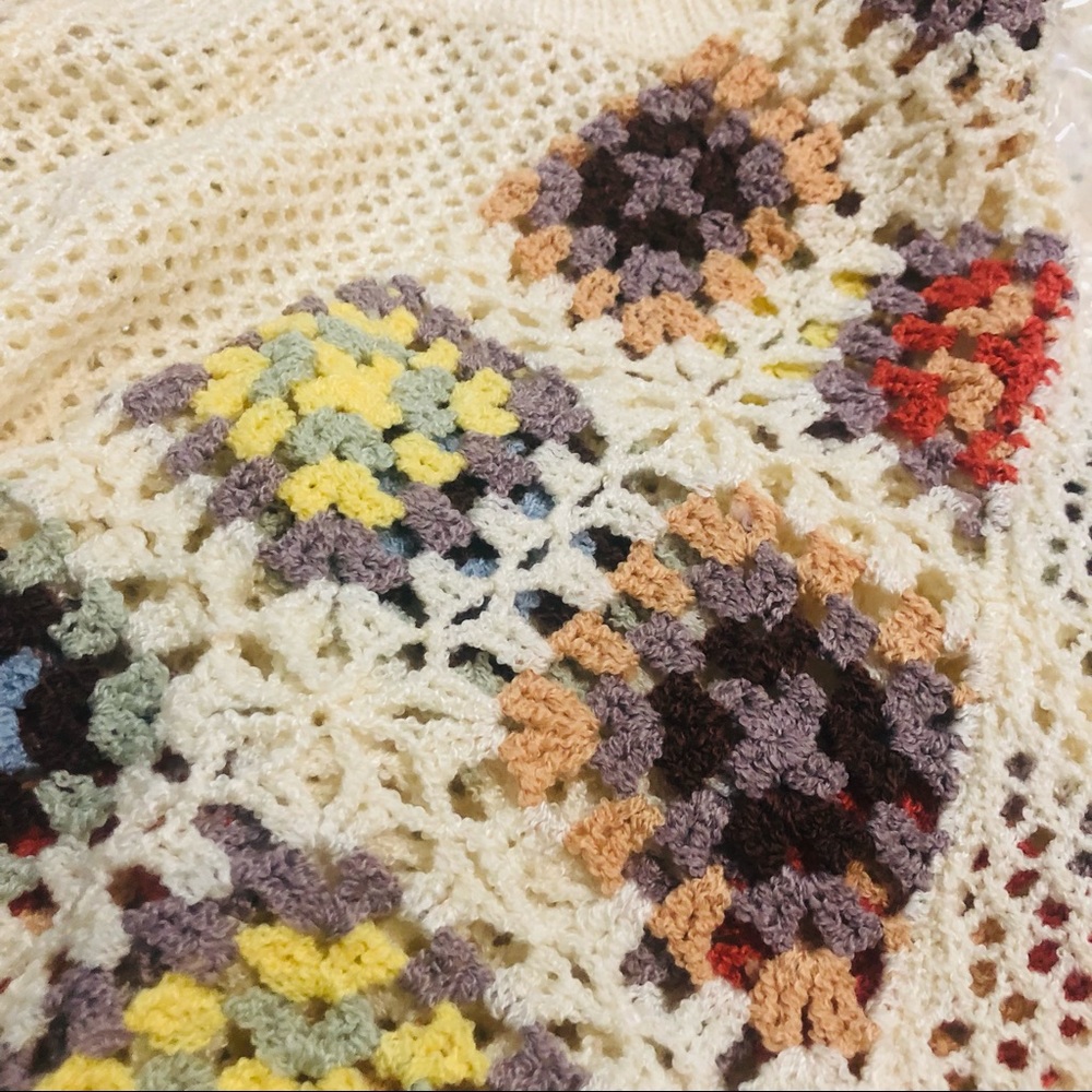 One Left! POL Round Neck Cream Thick Raglan Knit Ribbed Trim Crochet Sweater M - Picture 4 of 4